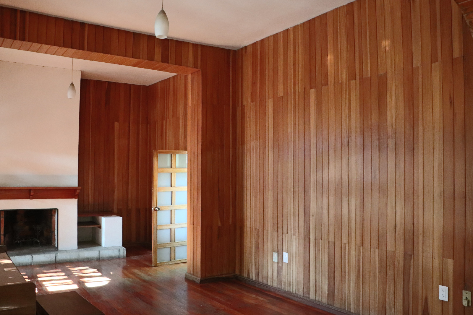 COMMERCIAL HOUSE FOR RENT IN BRENAMIEL OAXACA